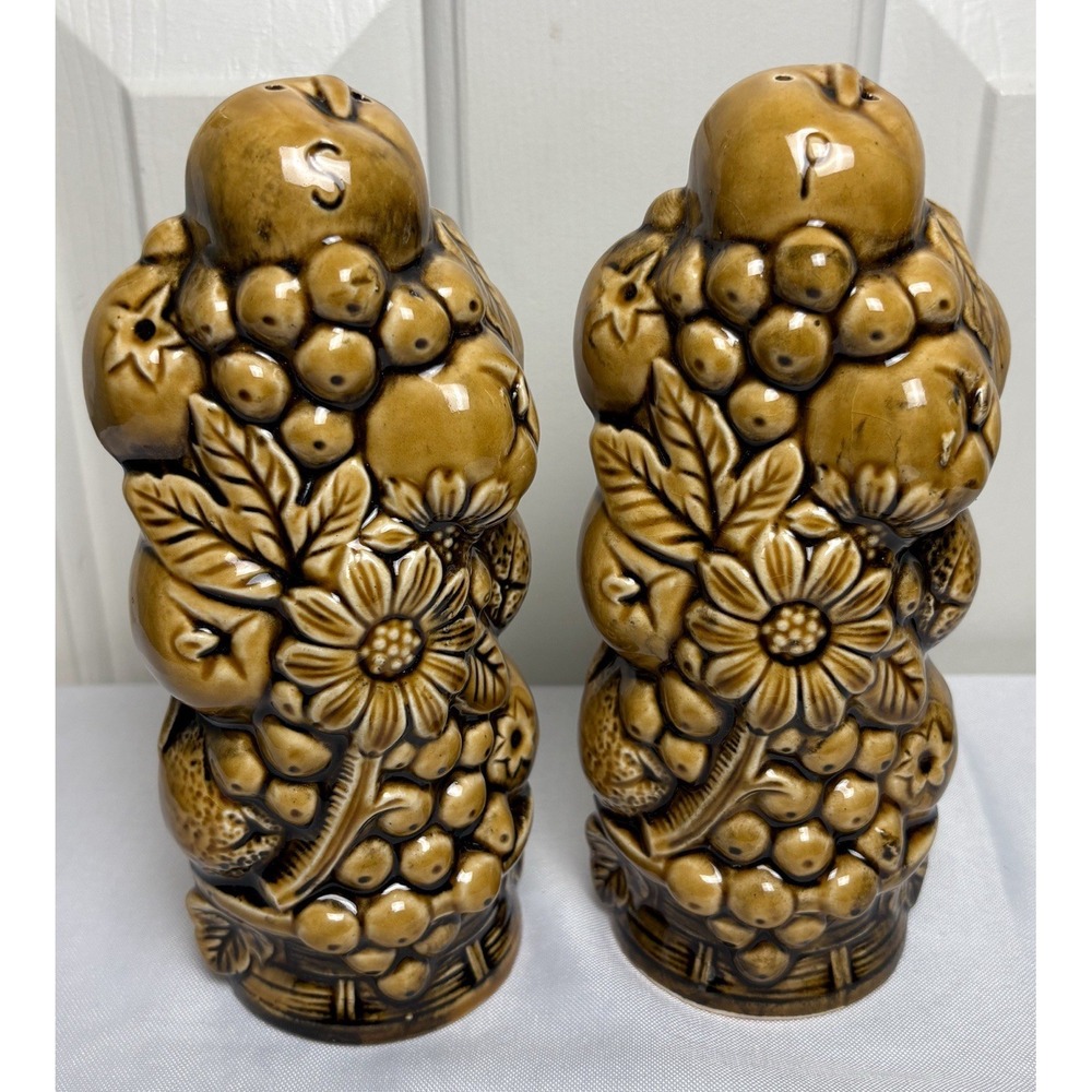 Vintage MCM Inarco Fruit And Daisy Salt And Pepper Shakers Japan 8" H